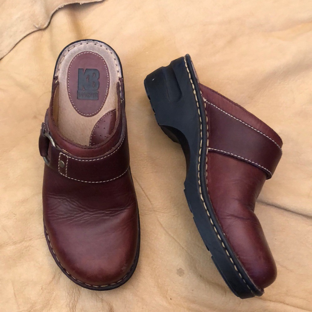 Leather slip-on Mules